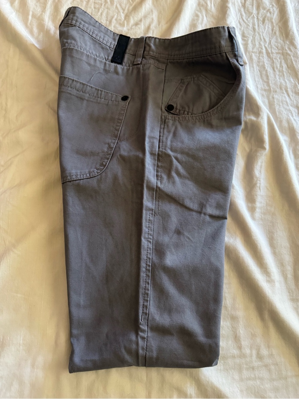 NWOT- ZAK Gray Casual Straight-Leg Pants.